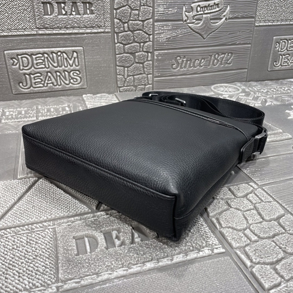 スーパーコピーブランドバッグ角部分ディテール